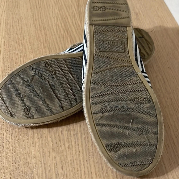 Nautica Rudder 2 Slip On Canvas Espadrilles Black White Stripes Sz. 7.5 - Picture 10 of 11